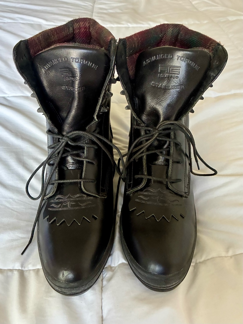 Ariat Black Leather Men’s Lace-Up Boots with Plaid Lining